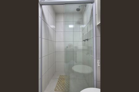 Banheiro de apartamento à venda com 2 quartos, 44m² em Jardim Ipaussurama, Campinas