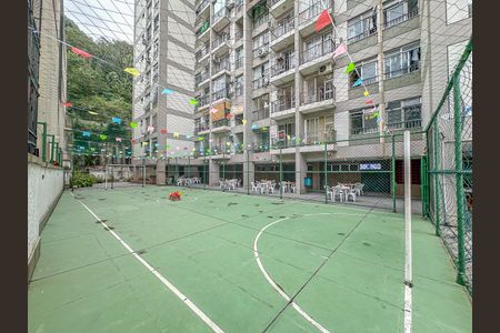 Apartamento para alugar com 69m², 2 quartos e 1 vaga
