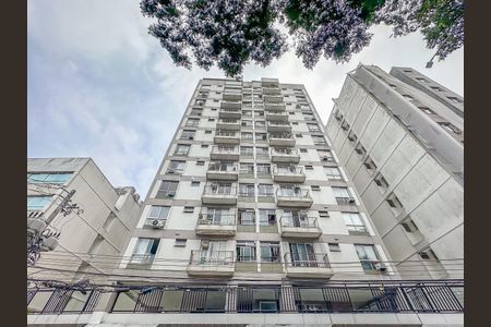 Apartamento para alugar com 69m², 2 quartos e 1 vaga