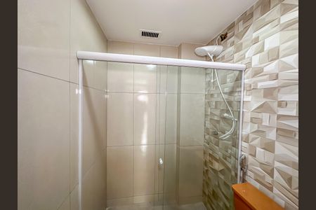 Apartamento para alugar com 69m², 2 quartos e 1 vaga