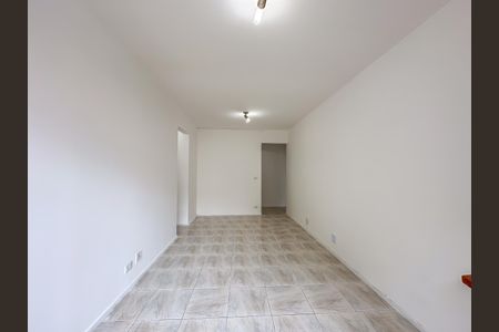 Apartamento para alugar com 69m², 2 quartos e 1 vaga