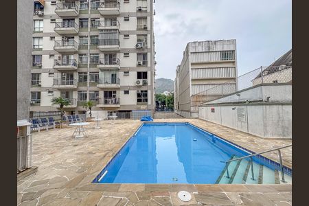 Apartamento para alugar com 69m², 2 quartos e 1 vaga