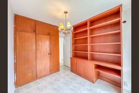 Apartamento para alugar com 69m², 2 quartos e 1 vaga