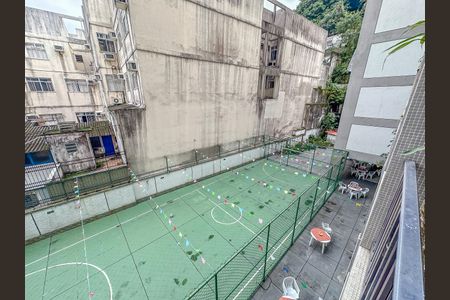 Apartamento para alugar com 69m², 2 quartos e 1 vaga