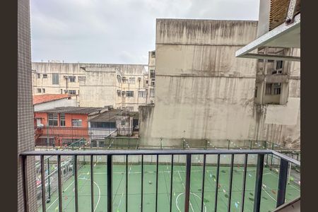 Apartamento para alugar com 69m², 2 quartos e 1 vaga