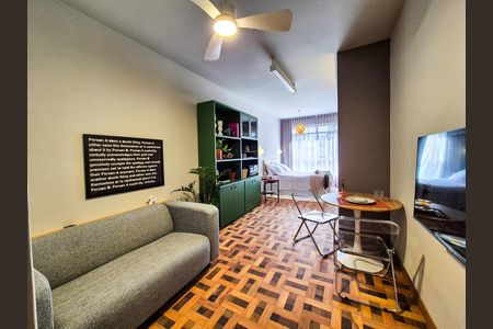 Studio para alugar com 40m², 1 quarto e sem vaga Studio para alugar com 40m², 1 quarto e sem vagaSala
