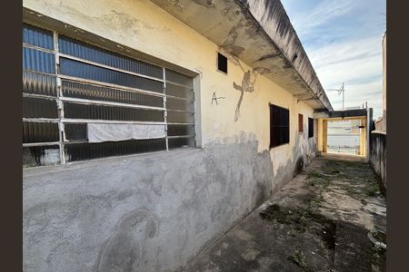 Corredor de casa à venda com 4 quartos, 350m² em Vila Nova Savoia, São Paulo