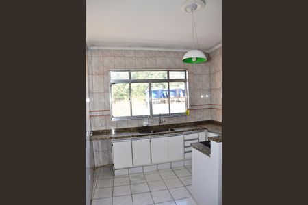Casa para alugar com 240m², 2 quartos e sem vaga Casa para alugar com 240m², 2 quartos e sem vagaDetalhe - Cozinha Americana