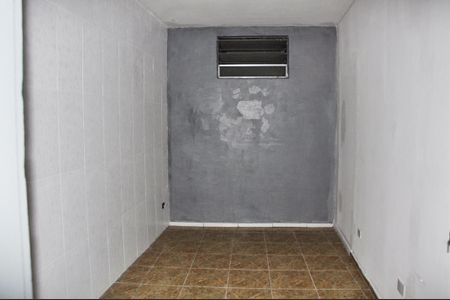 Casa para alugar com 240m², 2 quartos e sem vaga Casa para alugar com 240m², 2 quartos e sem vagaDetalhe - Quarto 01