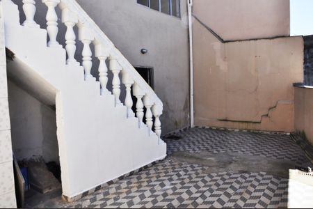 Casa para alugar com 240m², 2 quartos e sem vaga Casa para alugar com 240m², 2 quartos e sem vagaQuintal