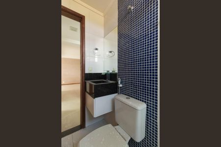 Banheiro de apartamento para alugar com 2 quartos, 60m² em Rocha, São Gonçalo