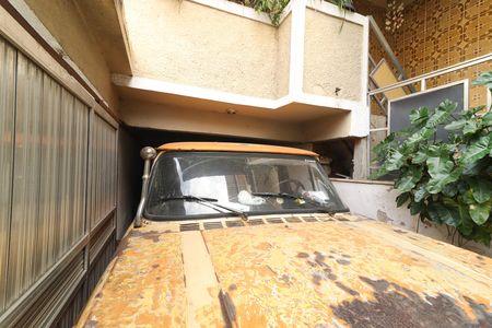 Garagem de casa para alugar com 2 quartos, 66m² em Praça Seca, Rio de Janeiro