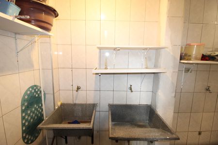 Casa para alugar com 50m², 1 quarto e sem vagaÁrea de Serviço