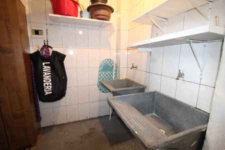 Casa para alugar com 50m², 1 quarto e sem vagaÁrea de Serviço