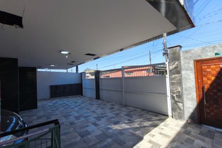 Garagem de casa de condomínio para alugar com 2 quartos, 49m² em Samambaia, Praia Grande