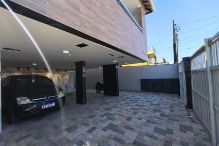 Garagem de casa de condomínio para alugar com 2 quartos, 49m² em Samambaia, Praia Grande