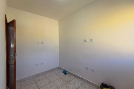 Quarto 1 de casa de condomínio para alugar com 2 quartos, 49m² em Samambaia, Praia Grande