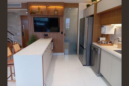 Apartamento para alugar com 110m², 2 quartos e 2 vagasCozinha 