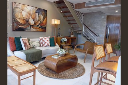 Apartamento para alugar com 110m², 2 quartos e 2 vagasSala