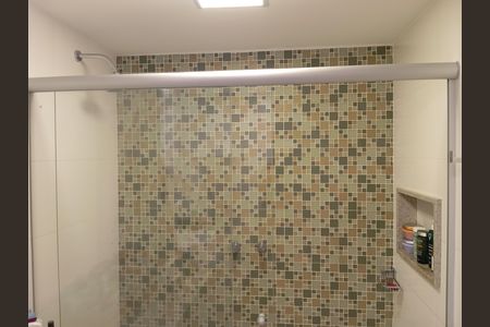 Banheiro Suíte 1 de apartamento para alugar com 2 quartos, 110m² em Barra da Tijuca, Rio de Janeiro