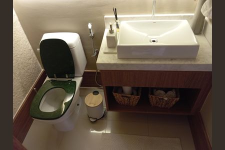 Apartamento para alugar com 110m², 2 quartos e 2 vagasLavabo