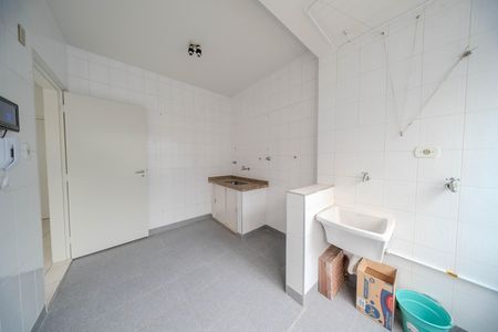 Apartamento à venda com 51m², 1 quarto e sem vaga Apartamento à venda com 51m², 1 quarto e sem vagaCozinha e Área de Serviço
