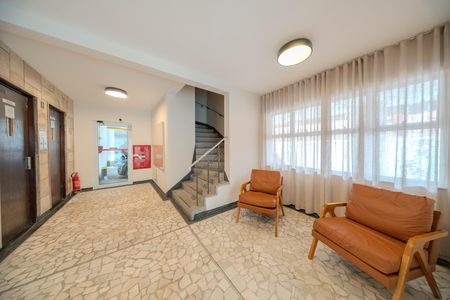 Apartamento à venda com 51m², 1 quarto e sem vaga Apartamento à venda com 51m², 1 quarto e sem vagaHall de entrada