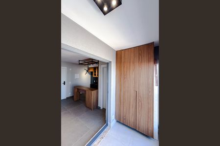 Varanda de kitnet/studio para alugar com 1 quarto, 29m² em Vila Mariana, São Paulo