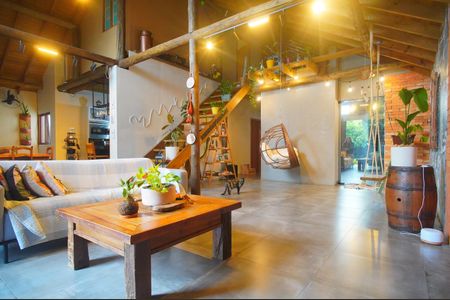 Casa para alugar com 1 quarto, 40m² em São José, Novo Hamburgo