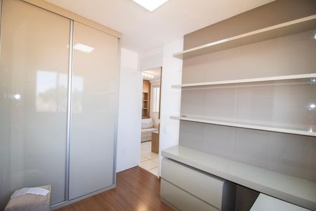 Quarto 01 de apartamento à venda com 2 quartos, 46m² em Buritis, Belo Horizonte