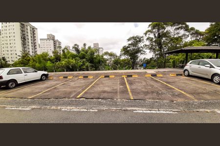 Garagem de apartamento para alugar com 2 quartos, 67m² em Veloso, Osasco