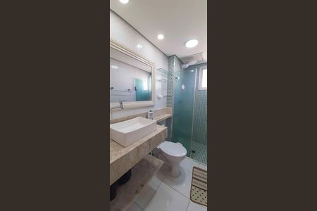 Banheiro de apartamento para alugar com 2 quartos, 67m² em Veloso, Osasco