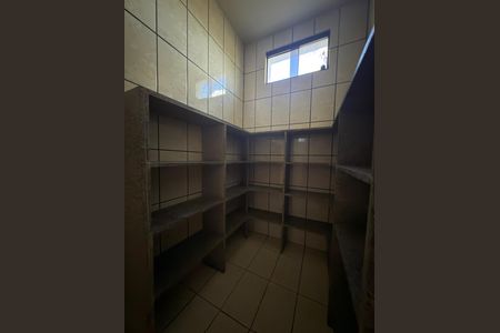 Casa à venda com 5000m², 10 quartos e 4 vagasDispensa 