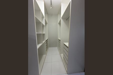 Casa à venda com 5000m², 10 quartos e 4 vagasSuite 05 
