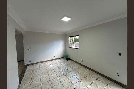 Casa à venda com 5000m², 10 quartos e 4 vagasAnexo do caseiro 