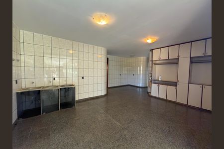 Casa à venda com 5000m², 10 quartos e 4 vagasLavanderia 