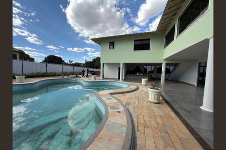 Casa à venda com 5000m², 10 quartos e 4 vagasPiscina 