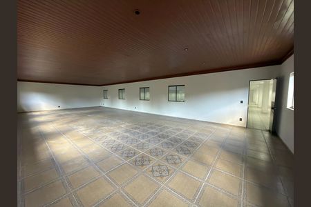 Casa à venda com 5000m², 10 quartos e 4 vagasParte superior da área de festas 
