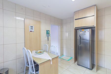 Cozinha de casa à venda com 3 quartos, 250m² em Itaquera, São Paulo
