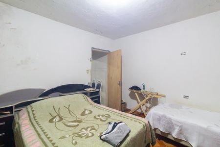 Quarto 2 de casa à venda com 3 quartos, 250m² em Itaquera, São Paulo