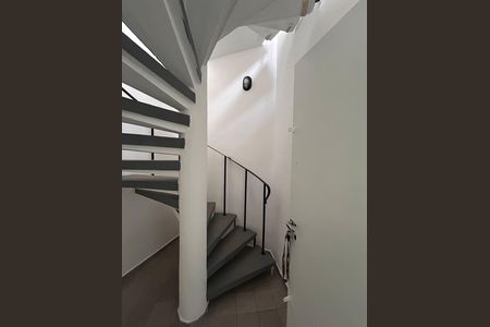 Hall de entrada de apartamento para alugar com 2 quartos, 80m² em Vila Erna, São Paulo