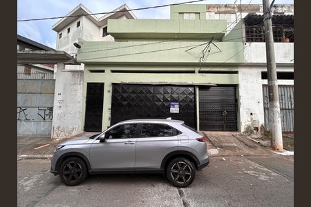 Apartamento para alugar com 80m², 2 quartos e 1 vaga Apartamento para alugar com 80m², 2 quartos e 1 vagaFachada