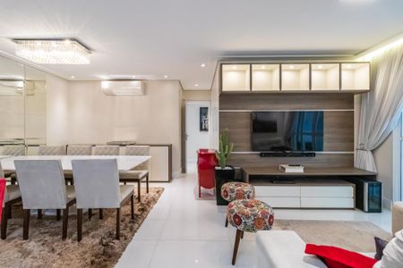 Apartamento para alugar com 106m², 2 quartos e 3 vagasSala