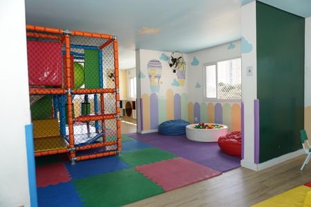 Apartamento para alugar com 130m², 4 quartos e 2 vagasBrinquedoteca