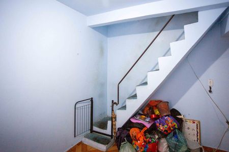 Quarto de casa para alugar com 1 quarto, 32m² em Taboão, Diadema