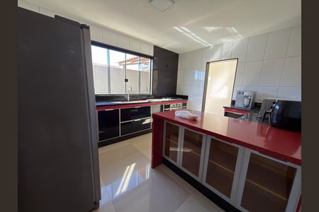Cozinha  de casa para alugar com 3 quartos, 400m² em Setor Habitacional Vicente Pires, Brasília