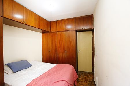 Quarto 1 de apartamento à venda com 2 quartos, 53m² em Carlos Prates, Belo Horizonte
