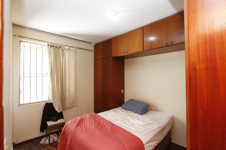 Quarto 1 de apartamento à venda com 2 quartos, 53m² em Carlos Prates, Belo Horizonte