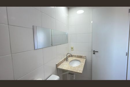 Apartamento à venda com 73m², 3 quartos e 2 vagasBanheiro da Suíte