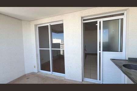 Apartamento à venda com 73m², 3 quartos e 2 vagasSacada